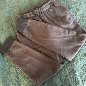 Champion men’s jogger style sweatpants. Size medium.
